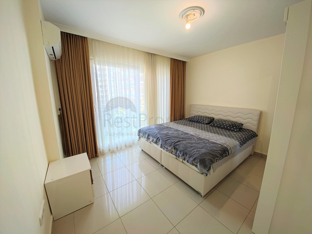 شقة غرفة وصالة مفروشة -ضمن مجمع سكني في محمودلار/ الانيا 