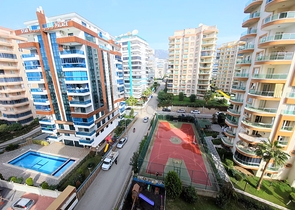 شقة غرفة وصالة مفروشة -ضمن مجمع سكني في محمودلار/ الانيا 