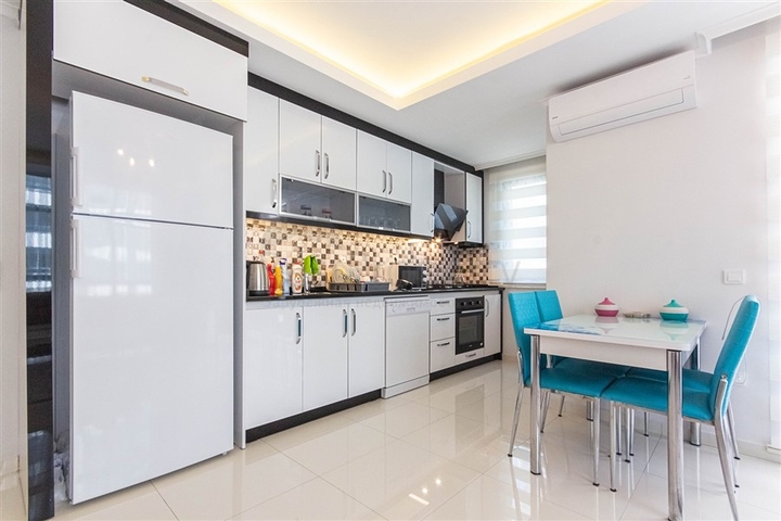 عقارات محمودلار -شقة غرفة وصالة مفروشة -مجمع  فاخر -في محمودلار / الانيا 