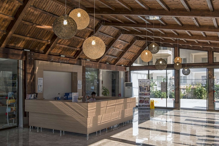 اطلالة بحر -شقة غرفة وصالة ضمن مجمع فاخر في جيكجلي / الانيا 