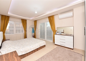 شقة غرفتين وصالة مفروشة -قريبة من البحر والخدمات -محمودلار / الانيا 