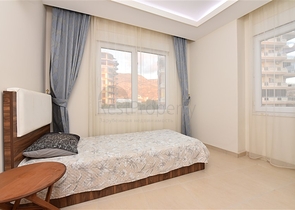 شقة غرفتين وصالة مفروشة -قريبة من البحر والخدمات -محمودلار / الانيا 