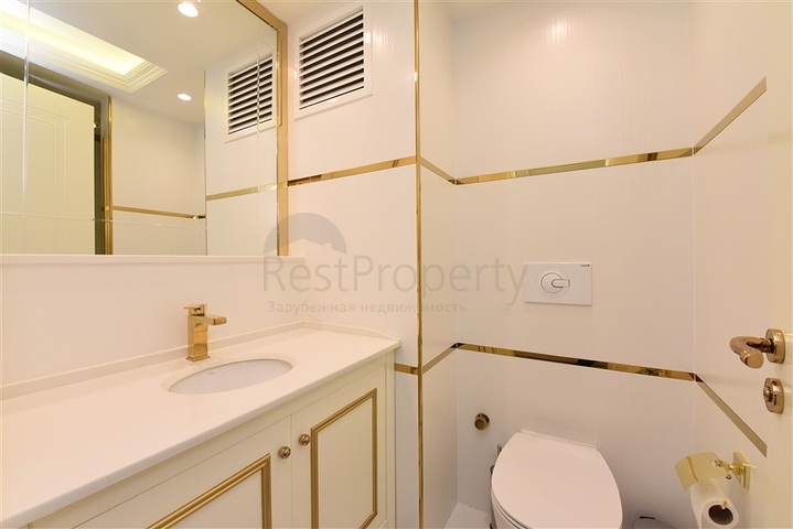 مجمع فاخر في مركز الانيا -شقة غرفتين وصالة انيقة . 