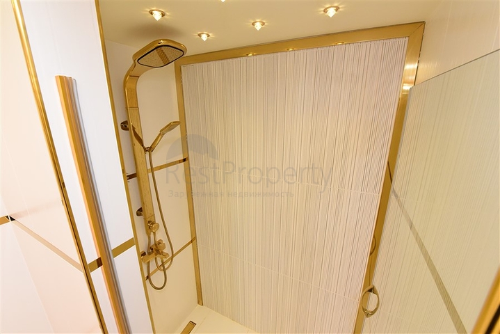 مجمع فاخر في مركز الانيا -شقة غرفتين وصالة انيقة . 