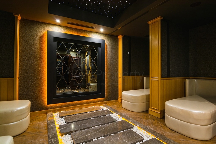 مجمع فاخر في مركز الانيا -شقة غرفتين وصالة انيقة . 