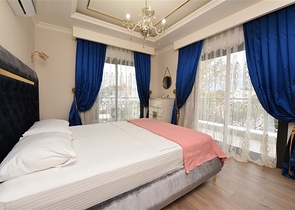 مجمع فاخر في مركز الانيا -شقة غرفتين وصالة انيقة . 