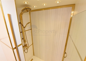 مجمع فاخر في مركز الانيا -شقة غرفتين وصالة انيقة . 