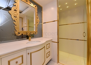 مجمع فاخر في مركز الانيا -شقة غرفتين وصالة انيقة . 