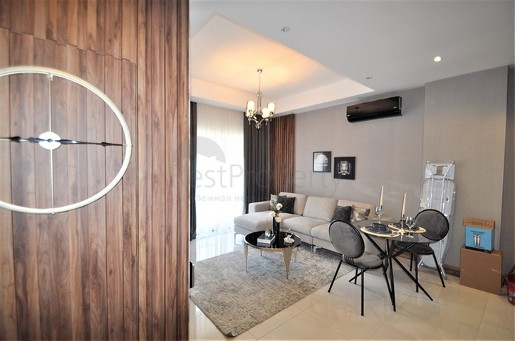 شقة انيقة ضمن مجمع بخدمات 5 نجوم في محمودلار / الانيا 