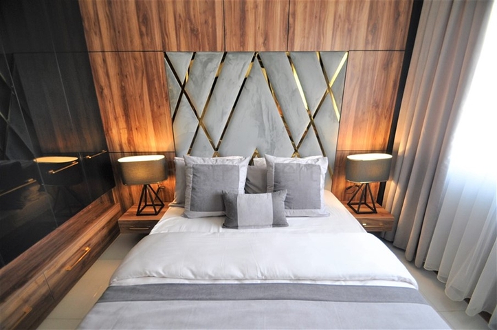 شقة انيقة ضمن مجمع بخدمات 5 نجوم في محمودلار / الانيا 