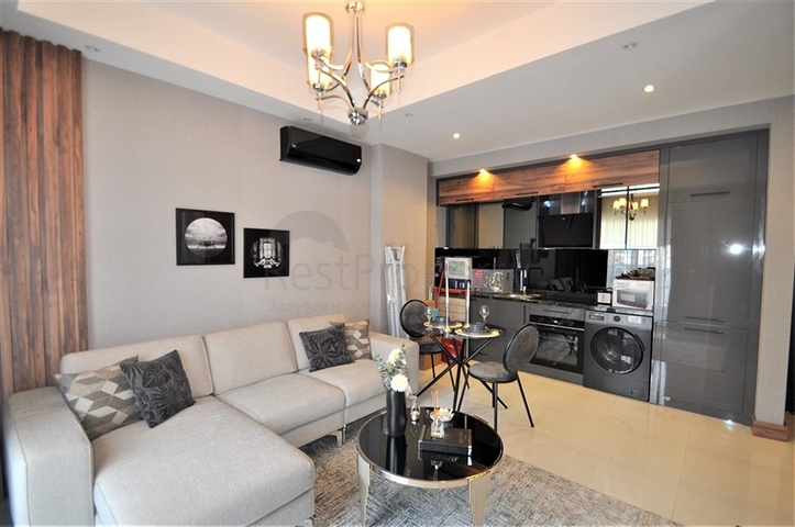 شقة انيقة ضمن مجمع بخدمات 5 نجوم في محمودلار / الانيا 