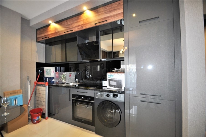 شقة انيقة ضمن مجمع بخدمات 5 نجوم في محمودلار / الانيا 