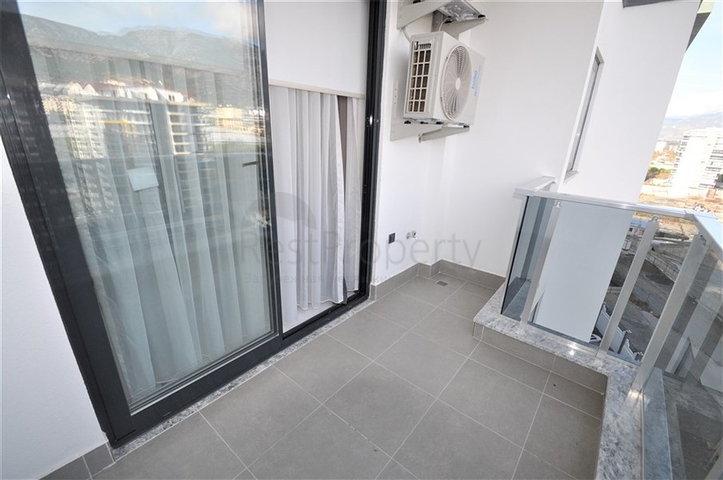 شقة انيقة ضمن مجمع بخدمات 5 نجوم في محمودلار / الانيا 