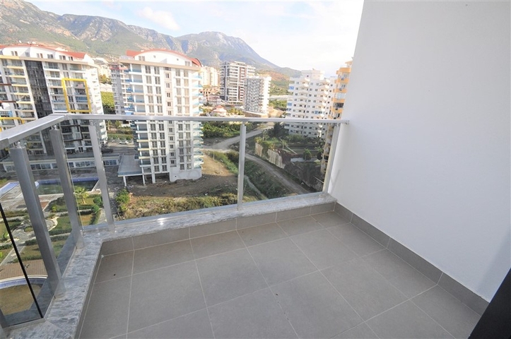 شقة انيقة ضمن مجمع بخدمات 5 نجوم في محمودلار / الانيا 