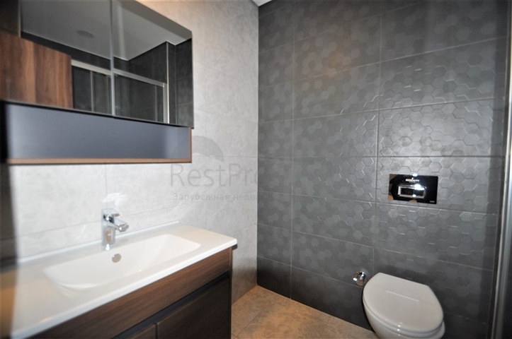 شقة انيقة ضمن مجمع بخدمات 5 نجوم في محمودلار / الانيا 