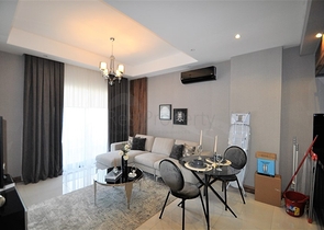 شقة انيقة ضمن مجمع بخدمات 5 نجوم في محمودلار / الانيا 