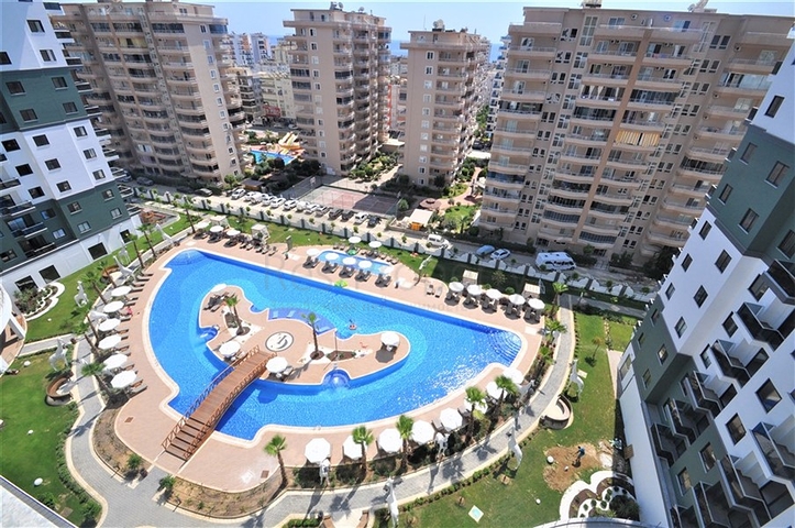 مجمع فاخر في الانيا -غرفة وصالة في محمودلار / الانيا