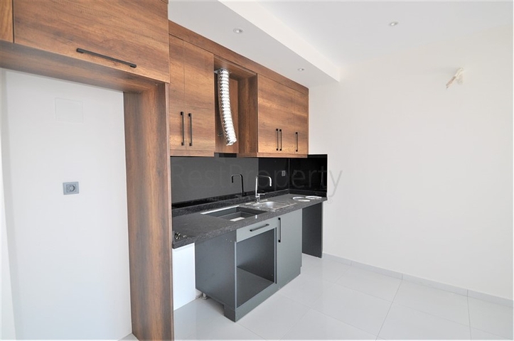 مجمع فاخر في الانيا -غرفة وصالة في محمودلار / الانيا