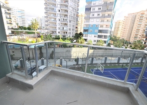 مناسبة للعطلات والاستثمار -شقة 1+1 ضمن مجمع حديث في محمودلار/ الانيا 