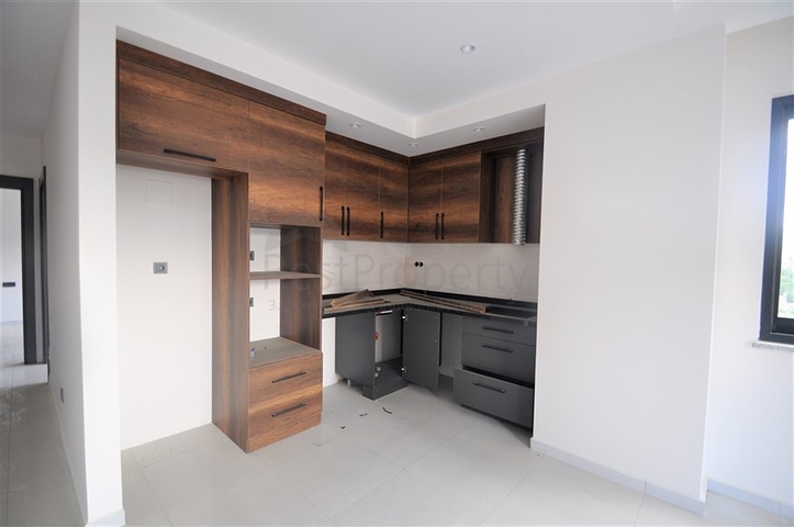 شقق للبيع في مجمع 5 نجوم -غرفتين وصالة - محمودلار / الانيا 