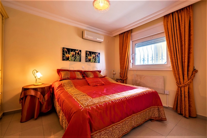 شقة اطلالة بحرية في الانيا - واسعة جدا -تصميم 1+2 - في محمودلار /الانيا 