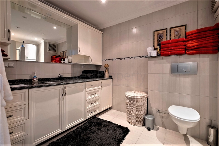 شقة اطلالة بحرية في الانيا - واسعة جدا -تصميم 1+2 - في محمودلار /الانيا 