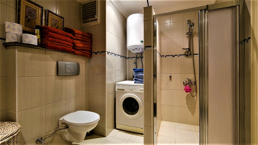 شقة اطلالة بحرية في الانيا - واسعة جدا -تصميم 1+2 - في محمودلار /الانيا 