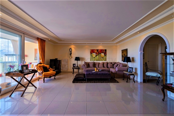 شقة اطلالة بحرية في الانيا - واسعة جدا -تصميم 1+2 - في محمودلار /الانيا 