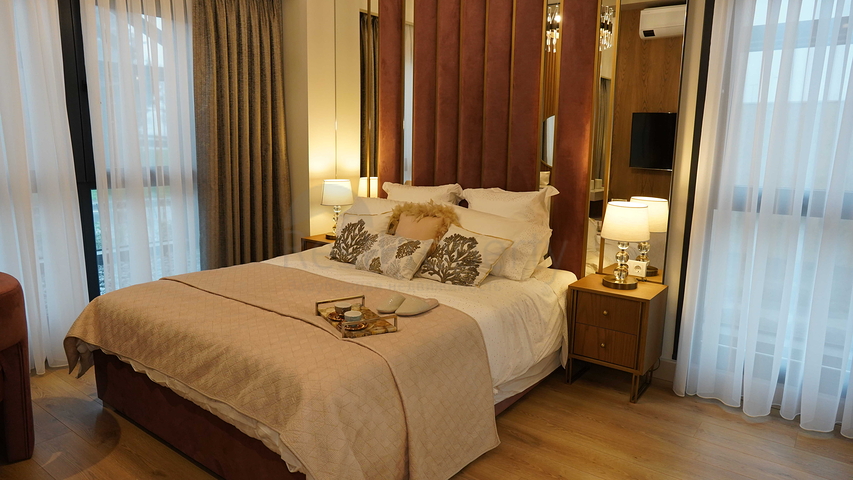 مجمع في اسطنبول مع تقاطع مواصلات مثالي