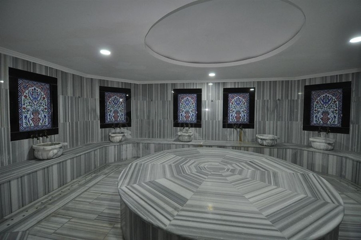 شقق اطلالة بحر في الانيا - تصميم 1+2 مفروشة -مجمع فاخر -في محمودلار / الانيا 