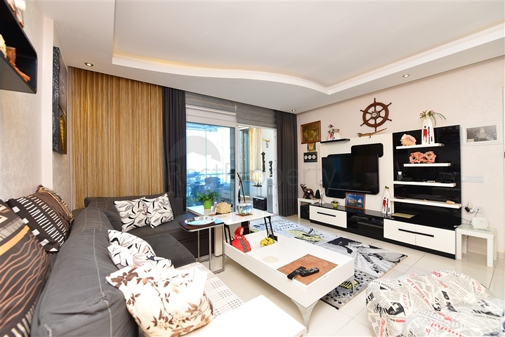 شقق اطلالة بحر في الانيا - تصميم 1+2 مفروشة -مجمع فاخر -في محمودلار / الانيا 