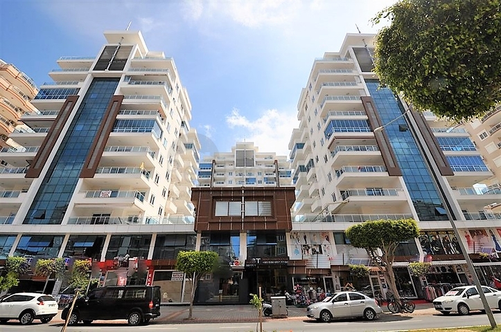 شقق اطلالة بحر في الانيا - تصميم 1+2 مفروشة -مجمع فاخر -في محمودلار / الانيا 