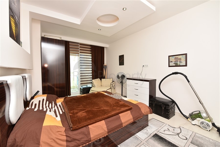 شقق اطلالة بحر في الانيا - تصميم 1+2 مفروشة -مجمع فاخر -في محمودلار / الانيا 