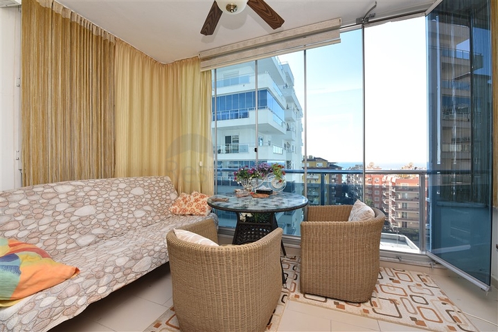 شقق اطلالة بحر في الانيا - تصميم 1+2 مفروشة -مجمع فاخر -في محمودلار / الانيا 