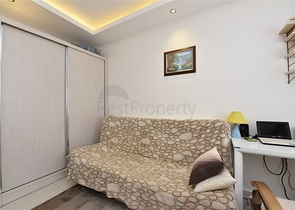 شقق اطلالة بحر في الانيا - تصميم 1+2 مفروشة -مجمع فاخر -في محمودلار / الانيا 