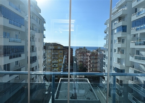 شقق اطلالة بحر في الانيا - تصميم 1+2 مفروشة -مجمع فاخر -في محمودلار / الانيا 