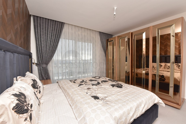 اطلالة بحر - دوبلكس عائلية -4 غرف وصالة مع الاثاث -في محمودلار / الانيا 