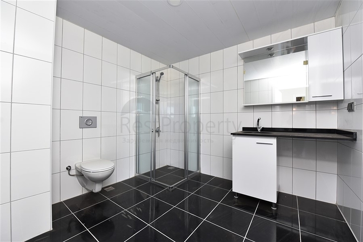 اطلالة بحر - دوبلكس عائلية -4 غرف وصالة مع الاثاث -في محمودلار / الانيا 