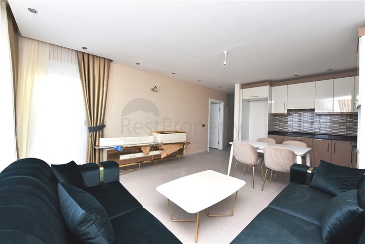 اطلالة بحر - دوبلكس عائلية -4 غرف وصالة مع الاثاث -في محمودلار / الانيا 