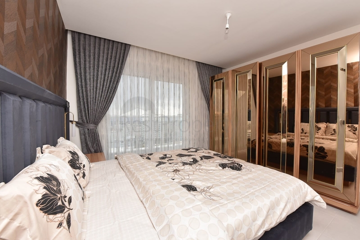 اطلالة بحر - دوبلكس عائلية -4 غرف وصالة مع الاثاث -في محمودلار / الانيا 