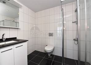 اطلالة بحر - دوبلكس عائلية -4 غرف وصالة مع الاثاث -في محمودلار / الانيا 