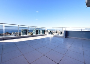 اطلالة بحر - دوبلكس عائلية -4 غرف وصالة مع الاثاث -في محمودلار / الانيا 