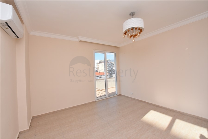 اطلالة بحر ونهر -شقة واسعة غرفتين وصالة -في توسمور / الانيا 