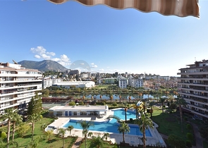 اطلالة بحر ونهر -شقة واسعة غرفتين وصالة -في توسمور / الانيا 