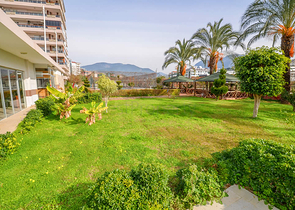 اطلالة بحر ونهر -شقة واسعة غرفتين وصالة -في توسمور / الانيا 