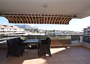 اطلالة بحر ونهر -شقة واسعة غرفتين وصالة -في توسمور / الانيا 