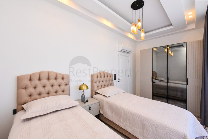 فلل للبيع في الانيا -تصميم فاخر مع مسبح خاص -في كارجيجاك / الانيا 