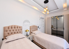 فلل للبيع في الانيا -تصميم فاخر مع مسبح خاص -في كارجيجاك / الانيا 