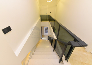 فلل للبيع في الانيا -تصميم فاخر مع مسبح خاص -في كارجيجاك / الانيا 