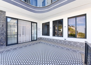 فلل للبيع في الانيا -تصميم فاخر مع مسبح خاص -في كارجيجاك / الانيا 